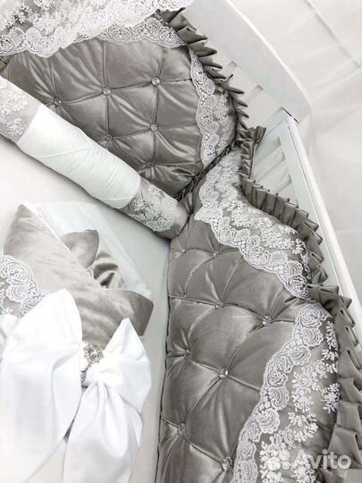 Новый комплект в кроватку