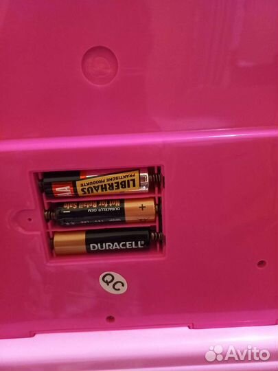 Туалетный стол с зеркалом и стульчик детский