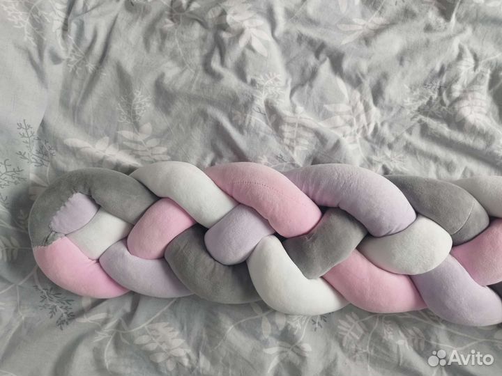 Продам бортики в кроватку