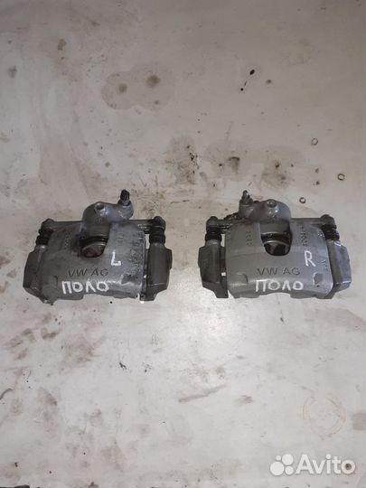 Суппорт передний Volkswagen Polo 5