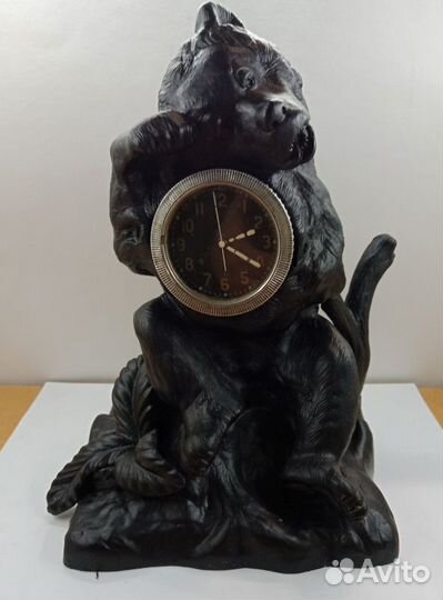 Часы настольные Медведь на пне Урал Касли (024085)