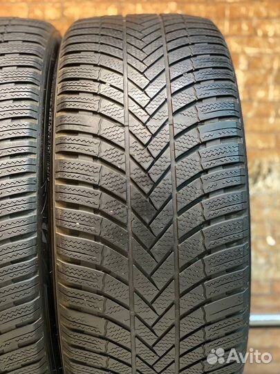 Bridgestone Blizzak LM-005 255/40 R20