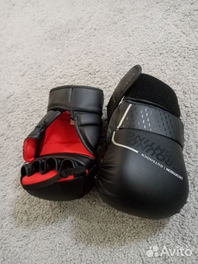 Боксерские перчатки