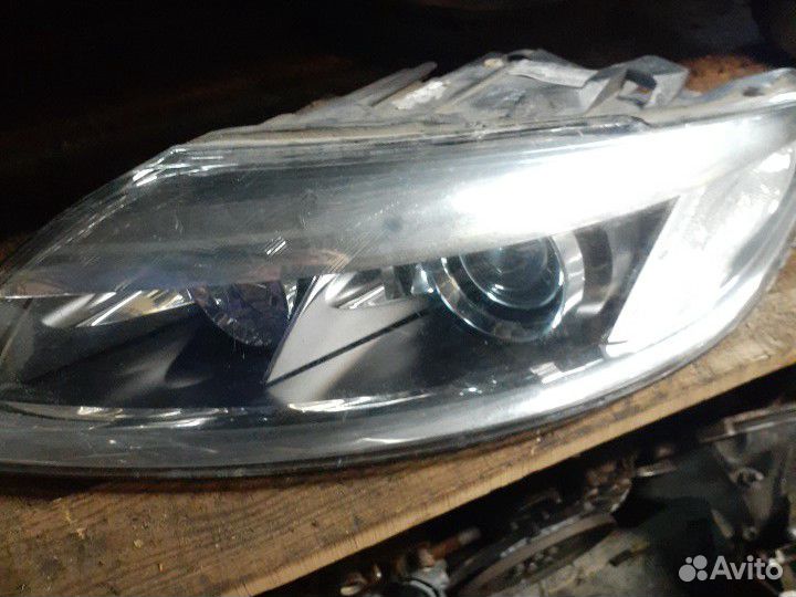 Фара передняя левая Audi Q7