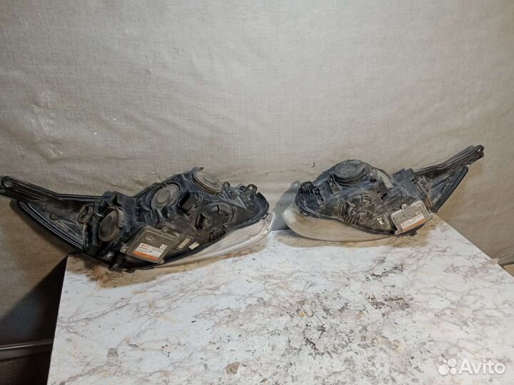 Фара правая и левая Ford focus 3 Ксенон
