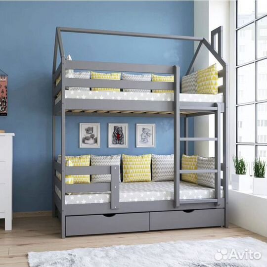Двухъярусная детская кровать
