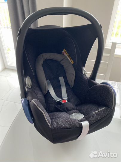 Детское автокресло от 0 maxi cosi