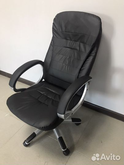 Компьютерное кресло новое