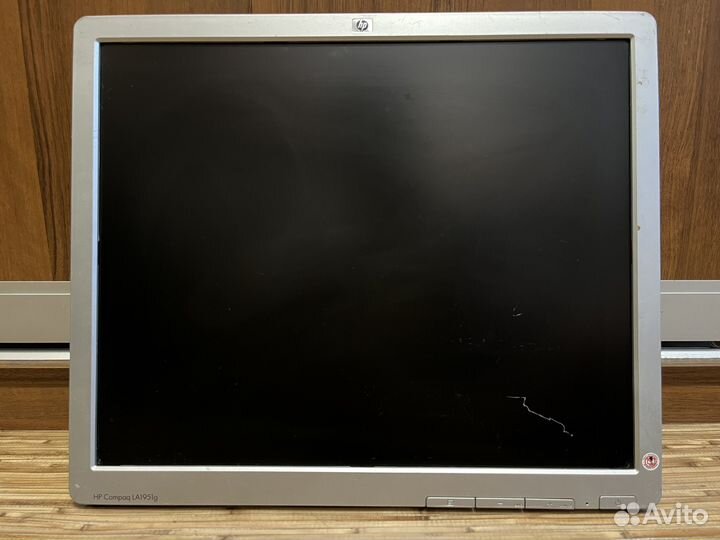 Монитор HP 19 дюймов