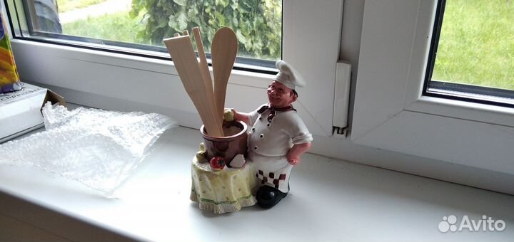 Статуэтка- повар, держатель для столовых приборов