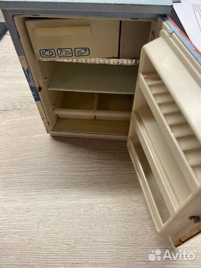 Игрушечный холодильник СССР