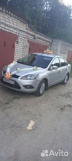 Украшения на свадебный автомобиль