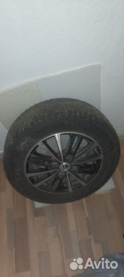 Зимние колеса nokian 195/65 r15 на литых дисках