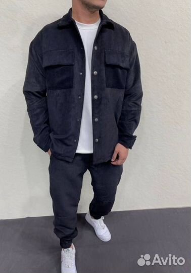 Мужской костюм новый
