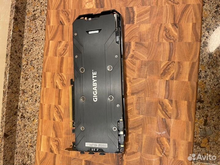 Видеокарта Gigabate 1070 Ti Gaming 8 GB