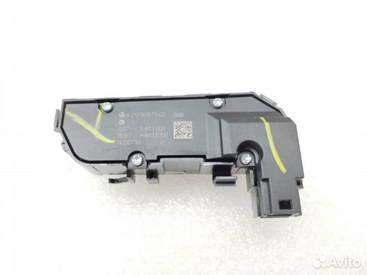 Блок управления подогревом сидений передний правый