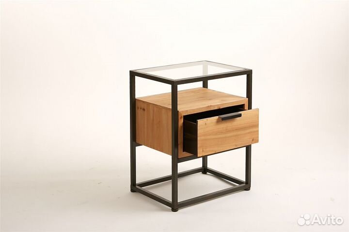 Тумбочка прикроватная