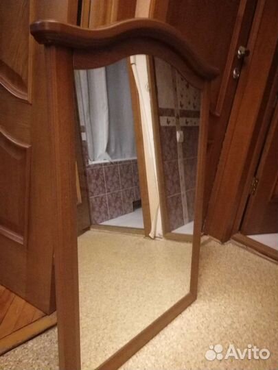 Зеркало 90*65 в пластике