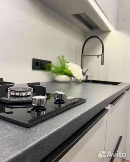 Кухни на заказ. Кухни от производителя