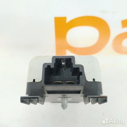 Усилитель антенны Volkswagen Tiguan 2 2017