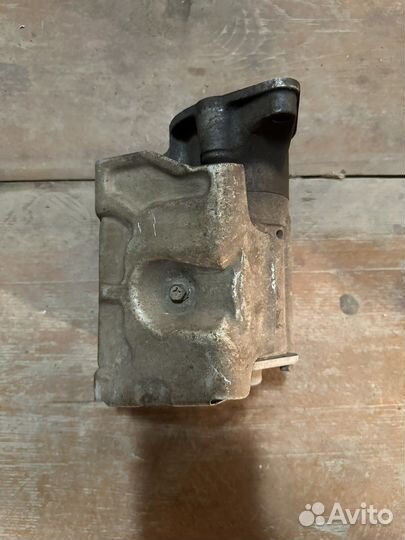 Продам стартер от тайота rav 4