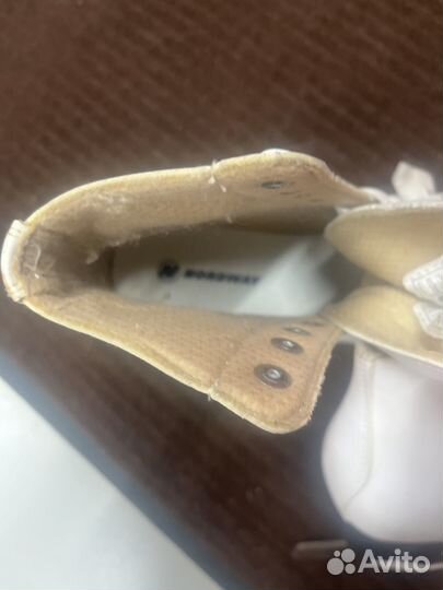Коньки фигурные женские 40 размер