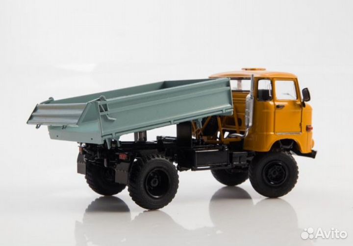 Модель самосвала IFA W50LA 44 в 1:43