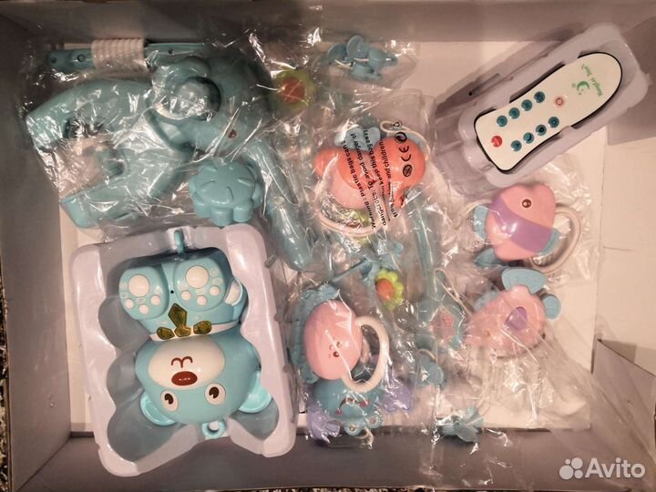 Мобиль на детскую кроватку