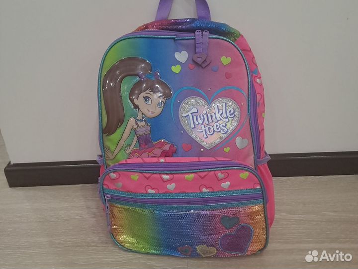 Рюкзак школьный с игрушками