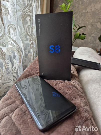 Samsung Galaxy S8, 4/64 ГБ