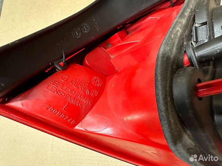 Фонарь задний левый Renault Megane 2