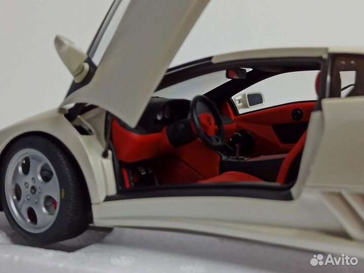 Lamborghini Diablo SE30 Jota 1:18 Autoart