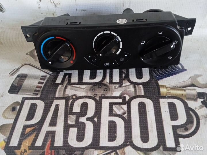 Блок управления климатом печкой Lifan Breez