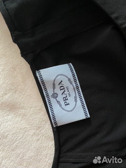 Платье prada черное 44 размер