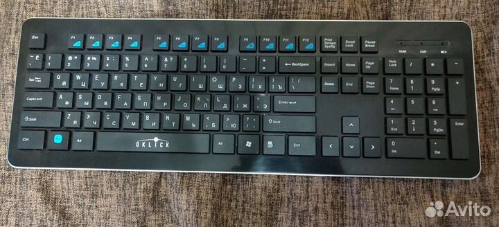 Клавиатура плюс мышь беспроводная почти новая