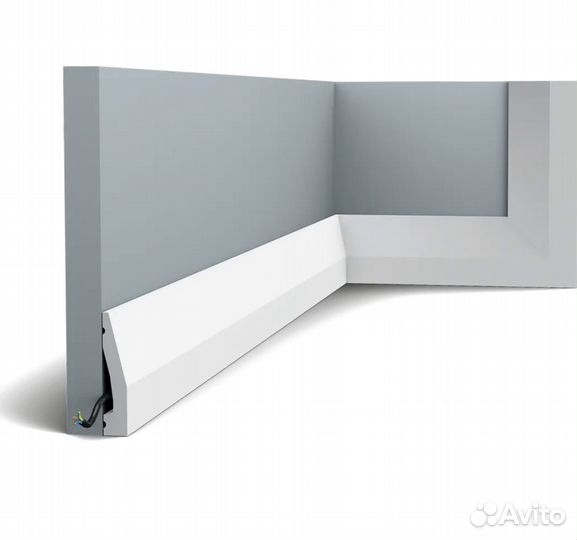 Плинтус дюрополимер полиуретан 2400 мм