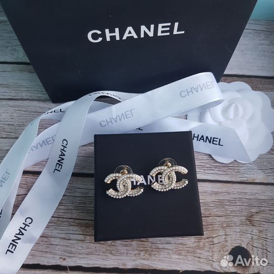 Серьги Chanel