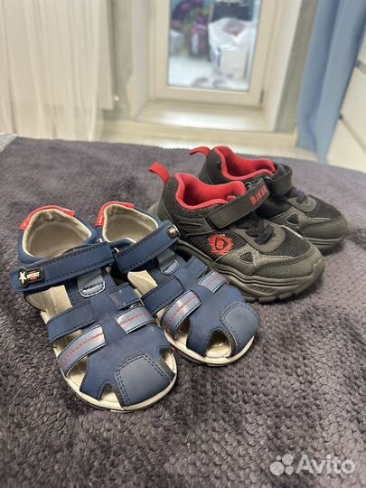 Сандали и кроссовки