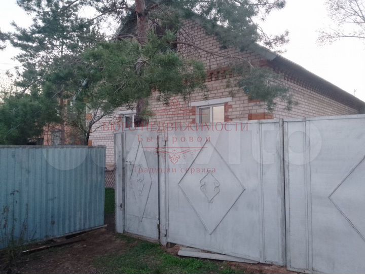 Дом 100,6 м² на участке 3,7 сот.