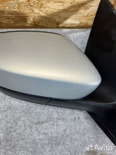 Зеркало заднего вида боковое переднее правое