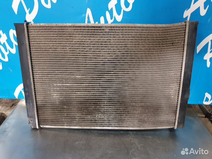 Радиатор охлаждения Тойота Альфард 2,4