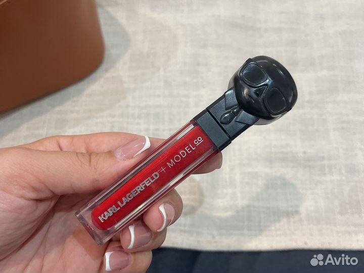 Karl lagerfeld помада