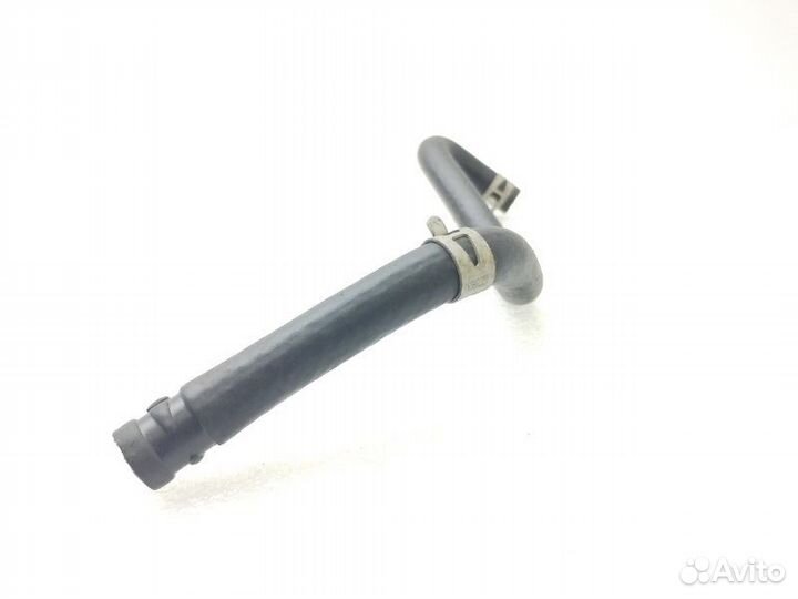 Патрубок системы охлаждения Toyota Wish ZNE10G 1.8