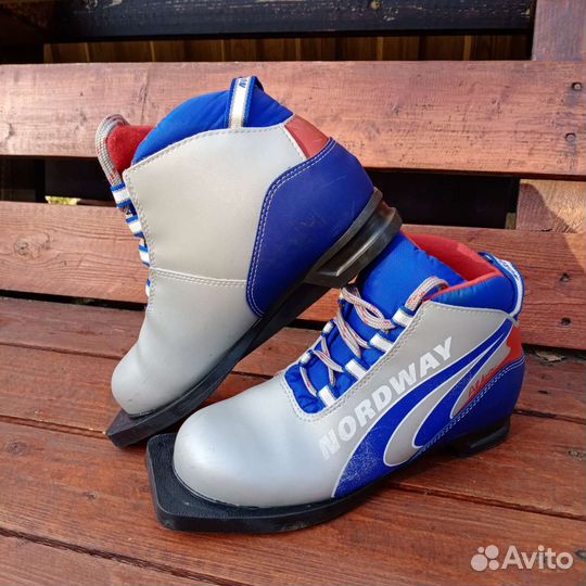 Лыжи с ботинками Nordway 160см