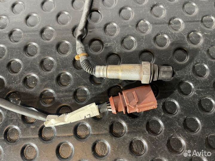 Датчик кислородный Volkswagen Passat B6 3C5 BVY