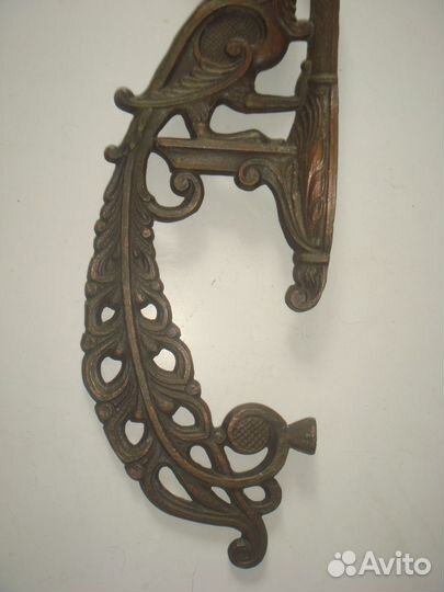 Светильник павлин, и в гараж