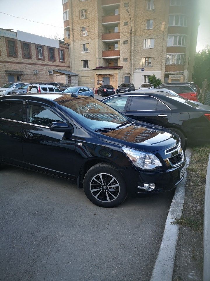 Chevrolet Cobalt: фото владельца