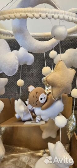 Мобиль на кроватку из фетра