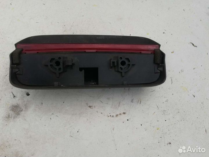 Фонарь стоп сигнал Мазда Демио 1