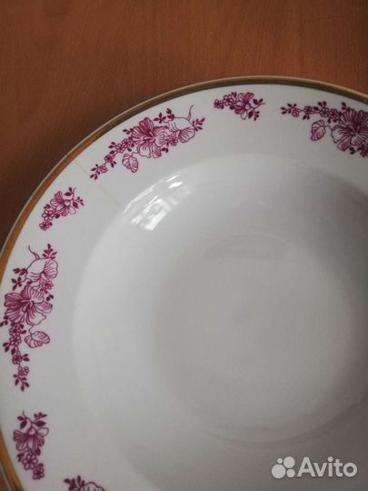 Тарелка суповая Чехословакия, 22,5см